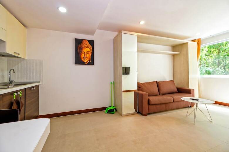 Aparthotel Karon Butterfly Residence