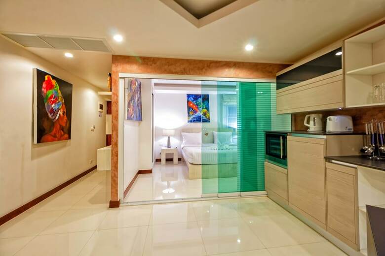 Aparthotel Karon Butterfly Residence