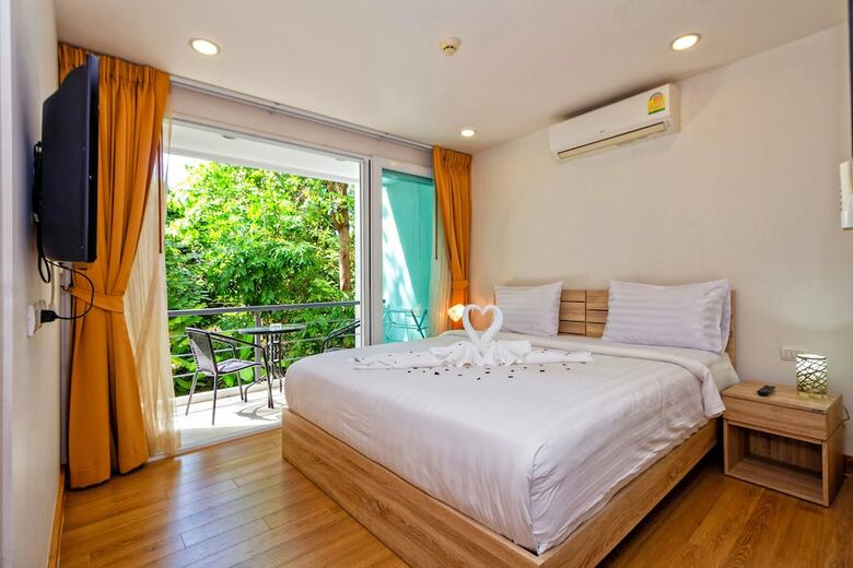 Aparthotel Karon Butterfly Residence