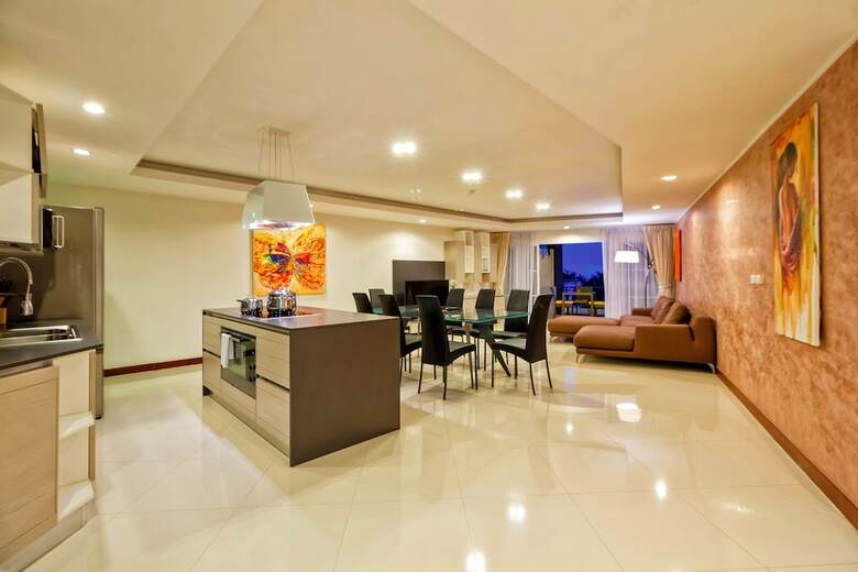 Aparthotel Karon Butterfly Residence