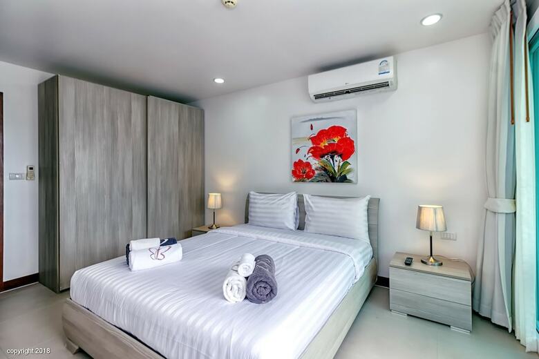 Aparthotel Karon Butterfly Residence