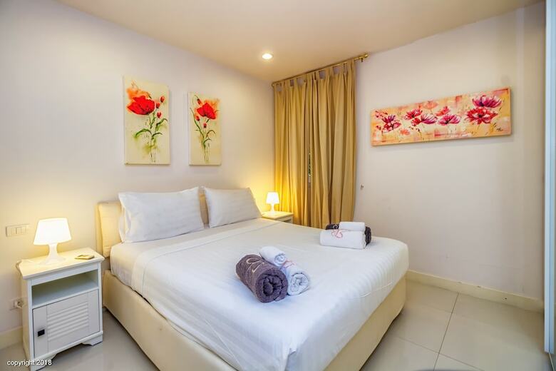 Aparthotel Karon Butterfly Residence