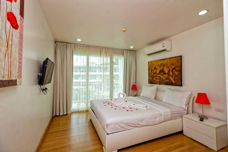 Aparthotel Karon Butterfly Residence