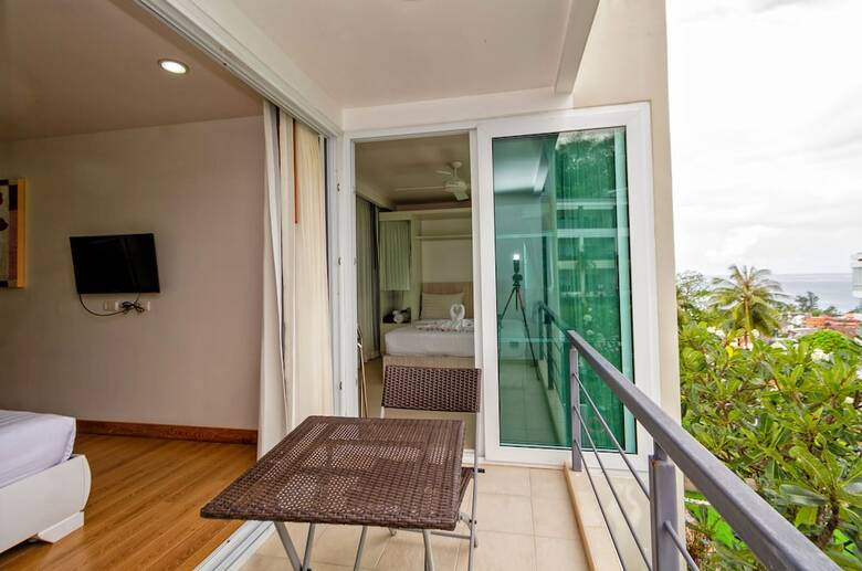 Aparthotel Karon Butterfly Residence