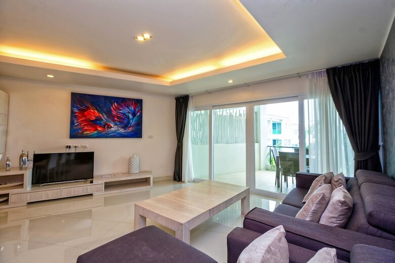 Aparthotel Karon Butterfly Residence