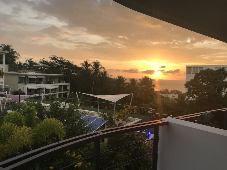 Aparthotel Karon Butterfly Residence