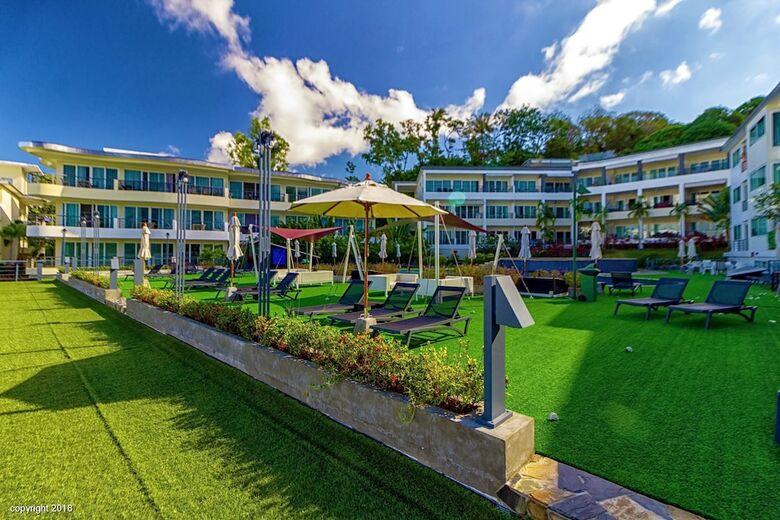 Aparthotel Karon Butterfly Residence