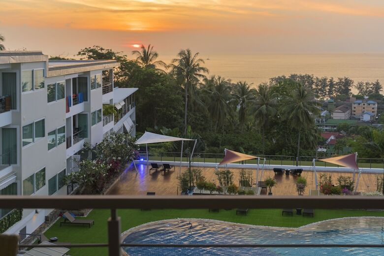 Aparthotel Karon Butterfly Residence