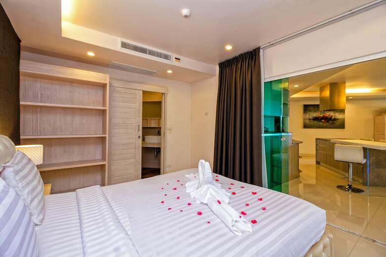 Aparthotel Karon Butterfly Residence