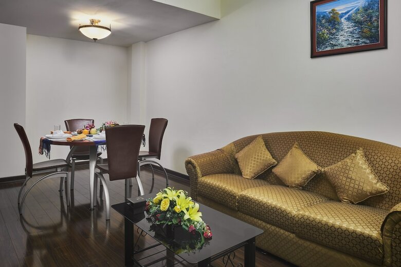 Club Excellence By Phnom Penh Hotel