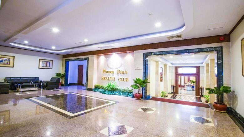 Club Excellence By Phnom Penh Hotel
