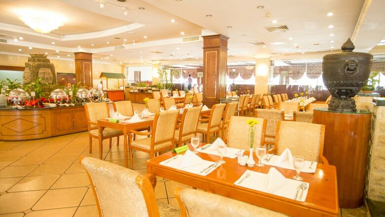 Club Excellence By Phnom Penh Hotel