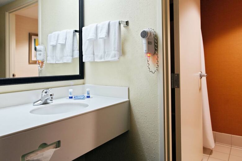 Hotel Fairfield Inn By Marriott Arrowood