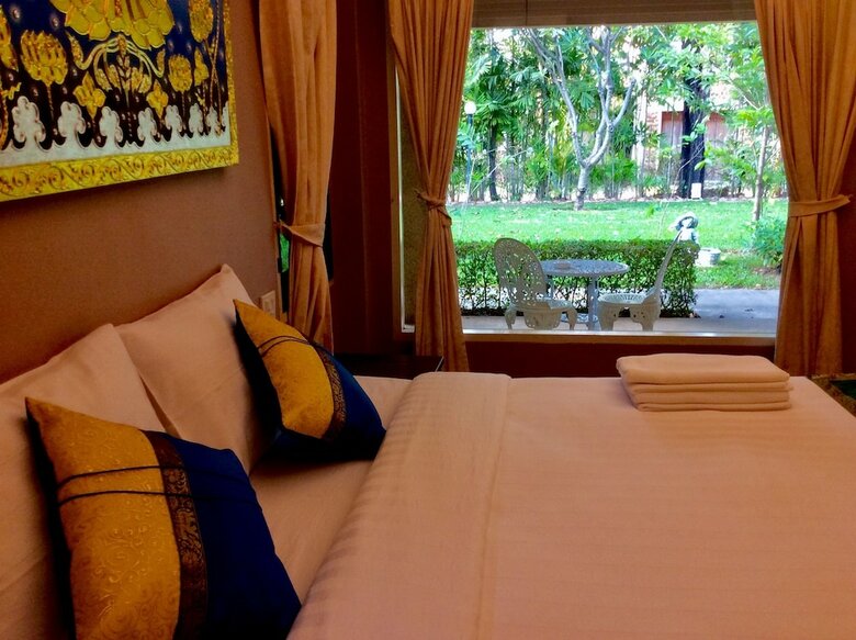 Hotel The Nine Guesthouse