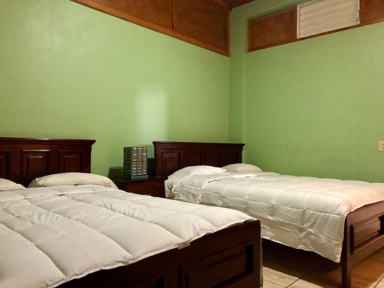 Hotel Auber Cayes Guest House