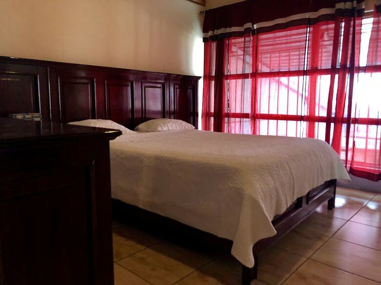 Hotel Auber Cayes Guest House