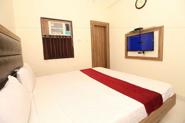 Hotel Meera