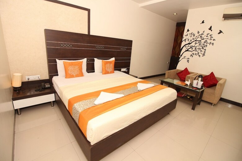 Hotel Meera