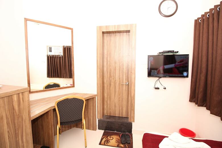 Hotel Meera