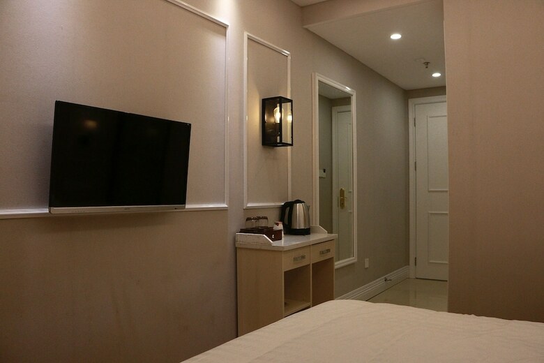 Solo Hotel Shuanglong Store