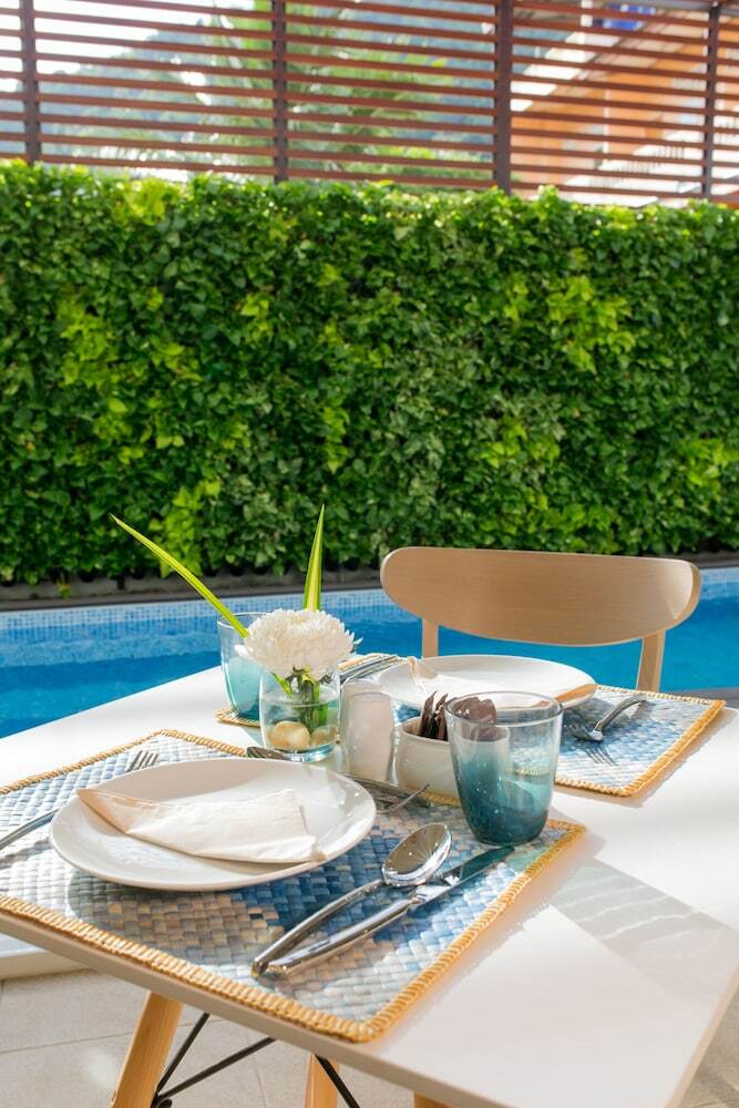 Lario Hotel Krabi