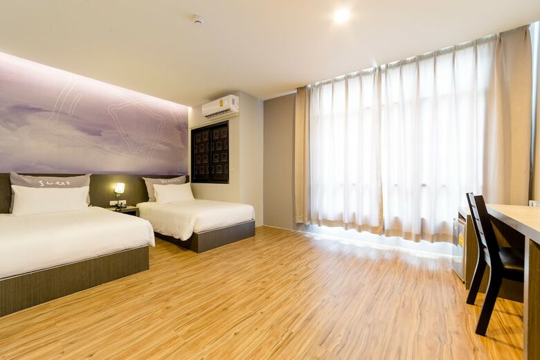 Z Sleep Hotel