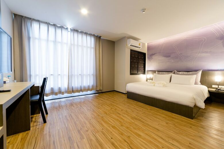 Z Sleep Hotel