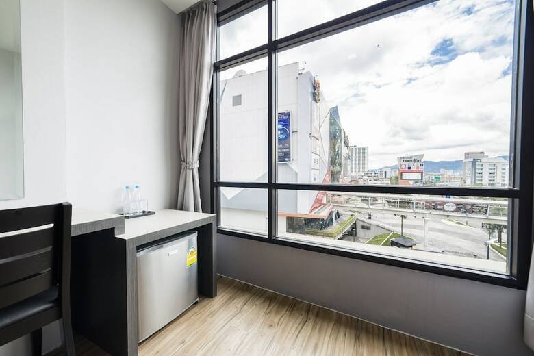 Z Sleep Hotel