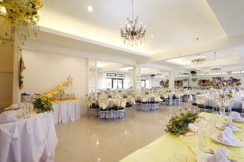 Islands Hotel