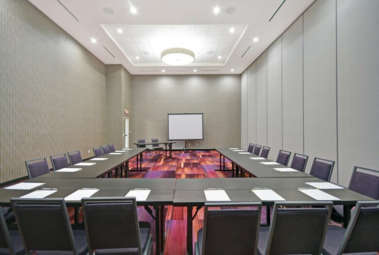 Hotel Home2 Suites By Hilton Dallas Desoto