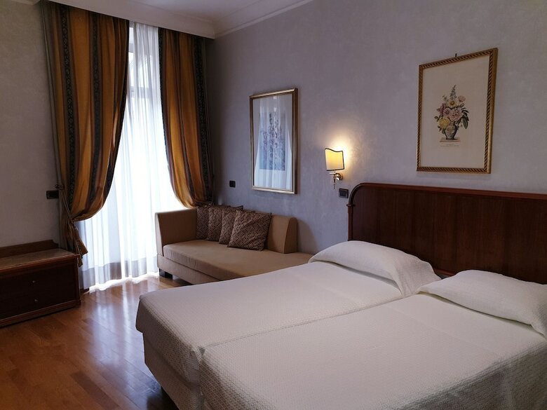 Hotel Regno