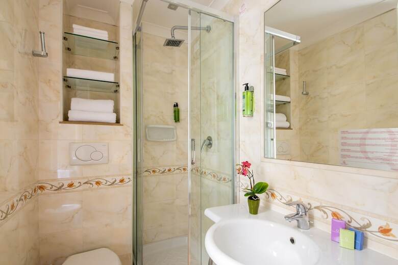 Hotel Regno