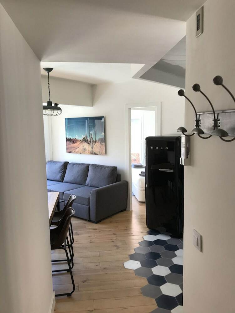 Olala Wow Apartments