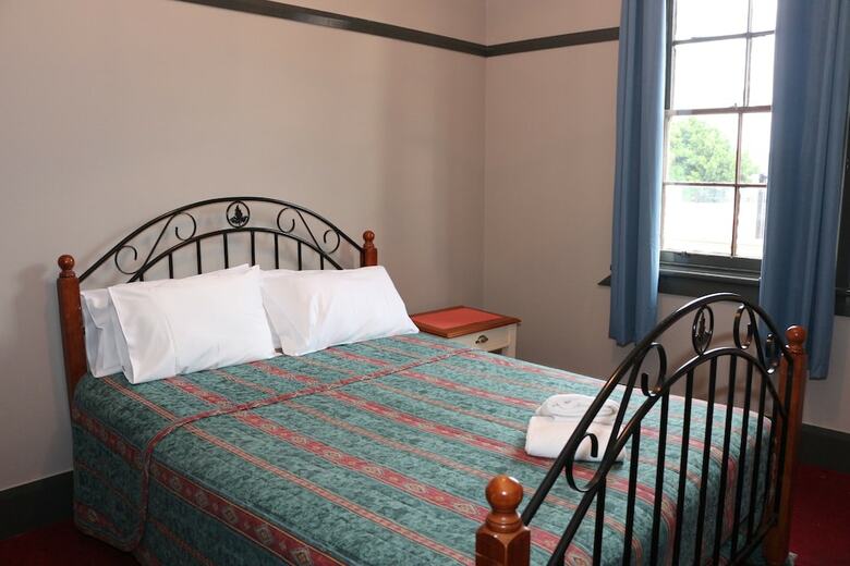 Bayview Hotel Batemans Bay