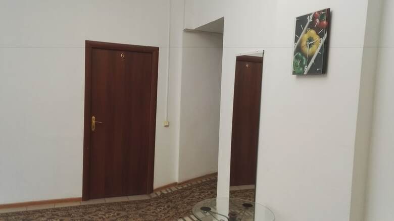 Hostal Admiral Hotel - Hostel