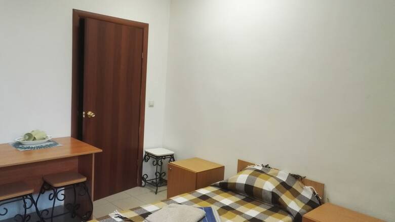 Hostal Admiral Hotel - Hostel