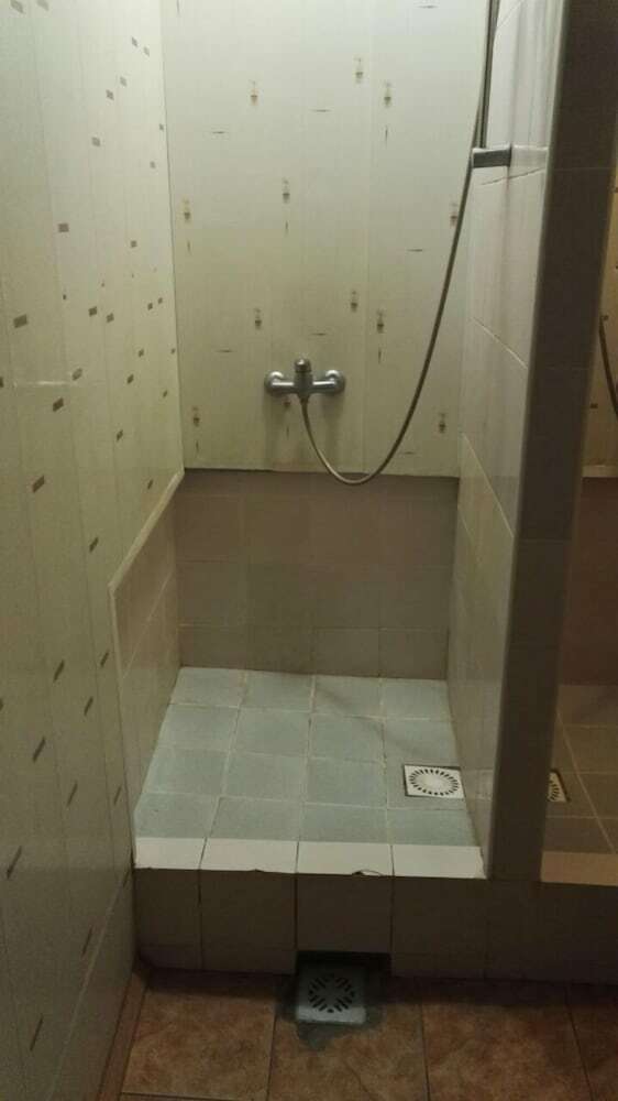 Hostal Admiral Hotel - Hostel