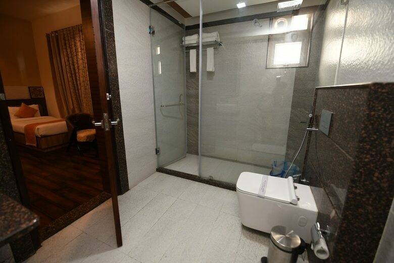 Hotel Jataka Inn