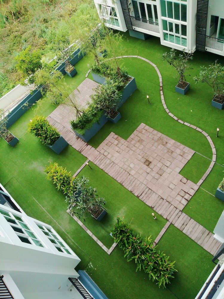 The Prio Condo By Loto