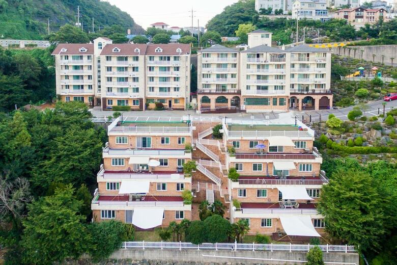 Hotel Homefourest Resort