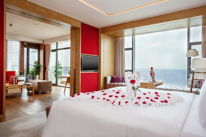 Hotel Indigo Dali Erhai