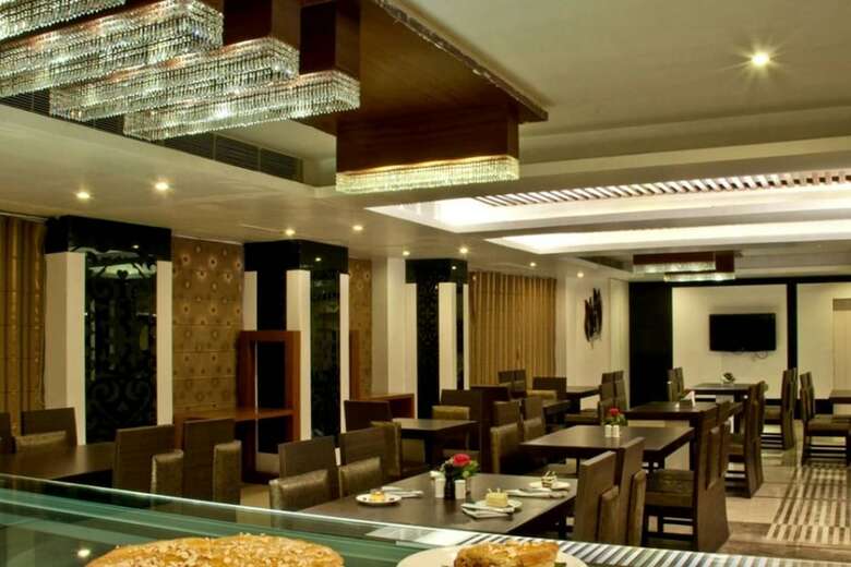 Clarion Hotel Bella Casa