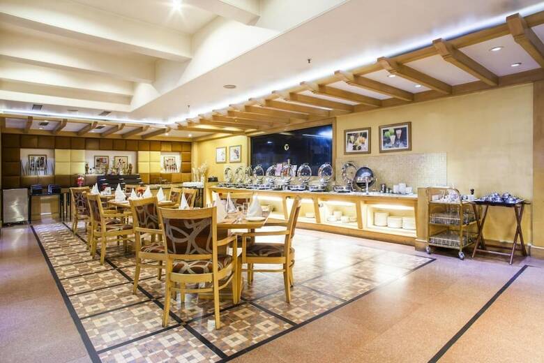 Clarion Hotel Bella Casa