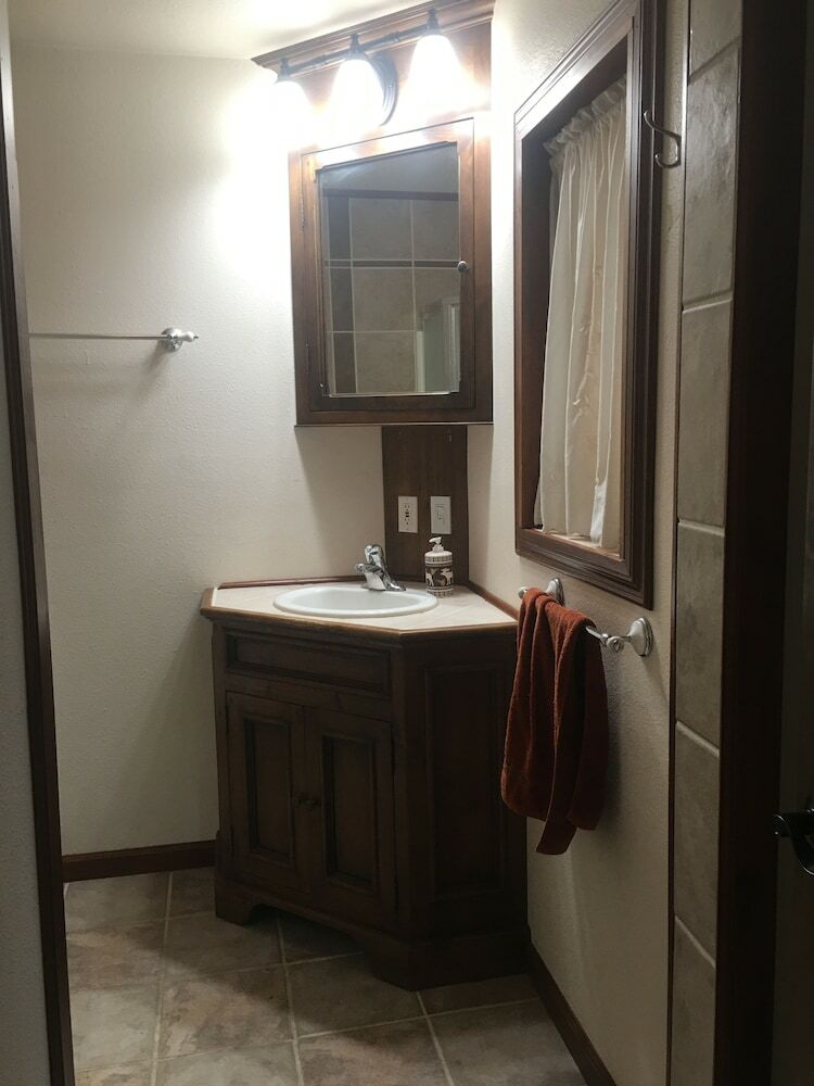 Little Trail Creek Cabins