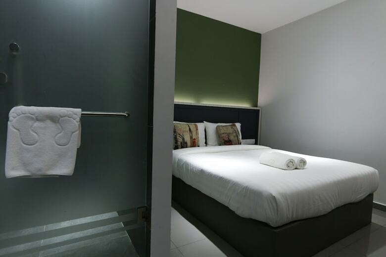 Hotel 99 - Kota Kemuning