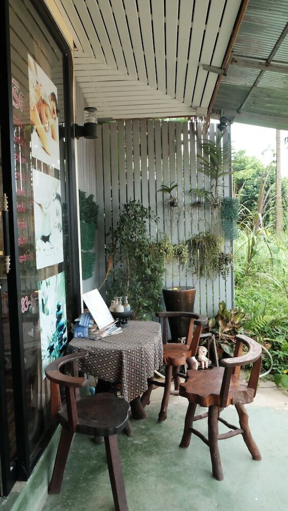 Hotel Nankanok Bungalow