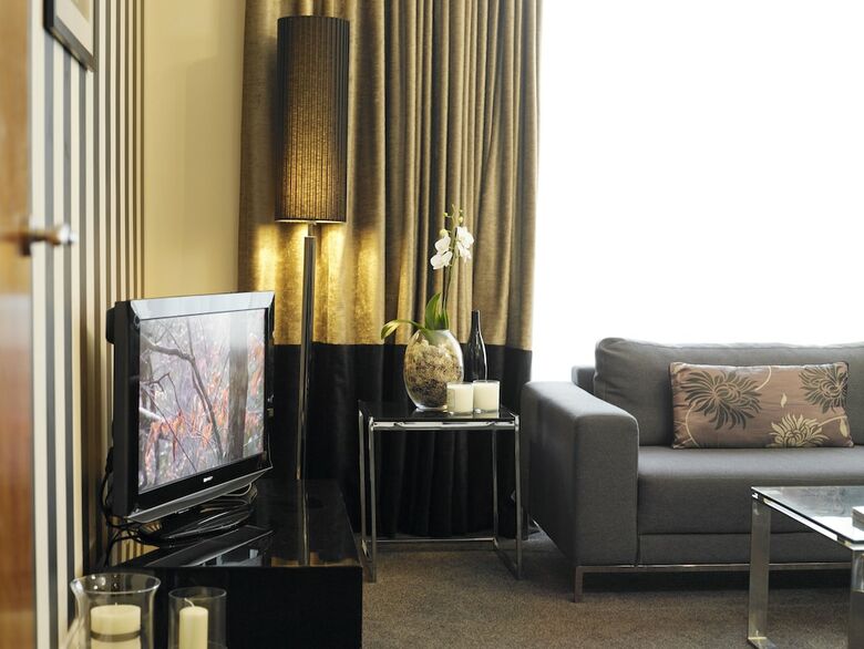 Kensington House Aparthotel