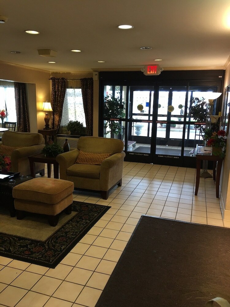 Hotel Baymont By Wyndham Paducah