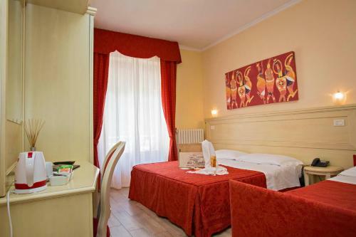 Hotel Lo Squalo