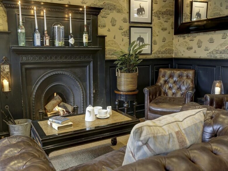 The Royal Hotel